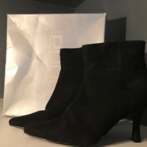 MODA ANKLE BOOTS, SUEDE